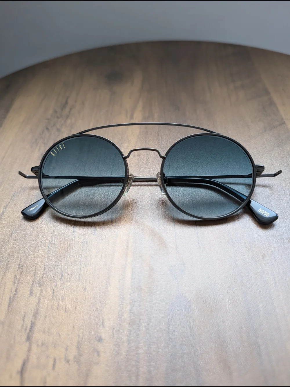 9FIVE Round Metal Sunglasses in Gunmetal with Aqua Blue Lenses